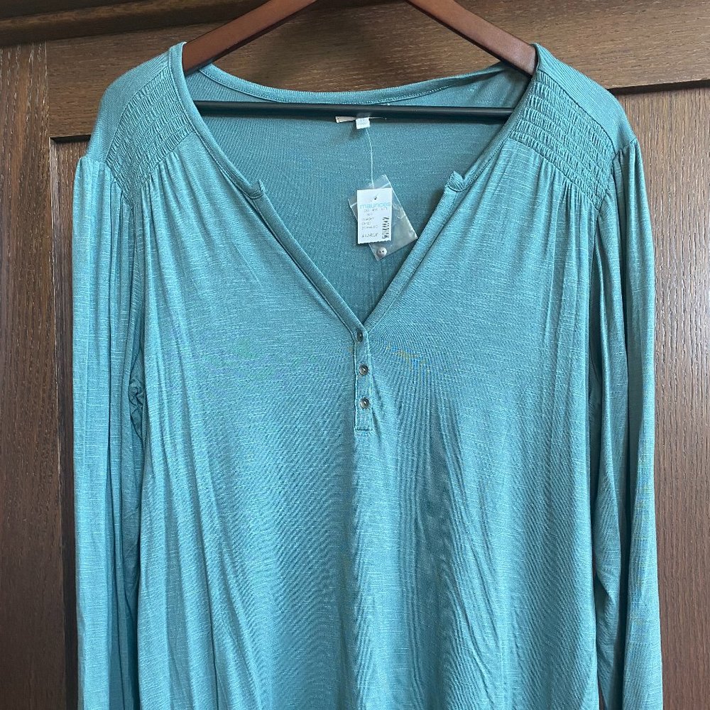 Maurices XL Long-Sleeve shirt